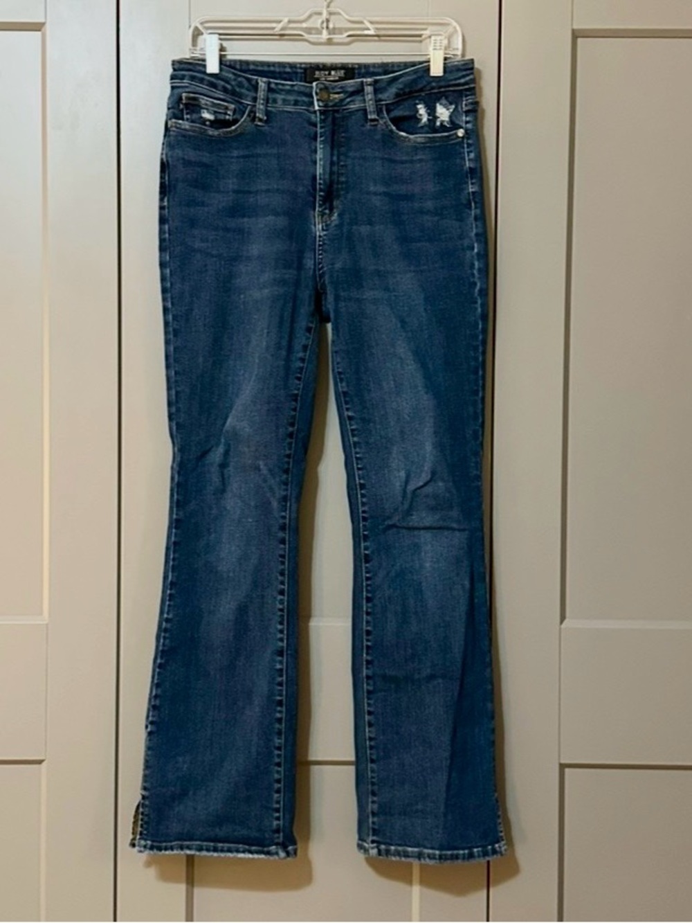 Judy Blue Slim Boot Distressed Mid Rise Stretch Blue Jeans Medium Wash Sz 11/30